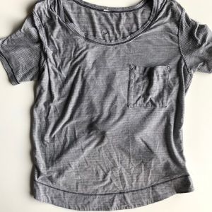 LULULEMON high back pocket tee